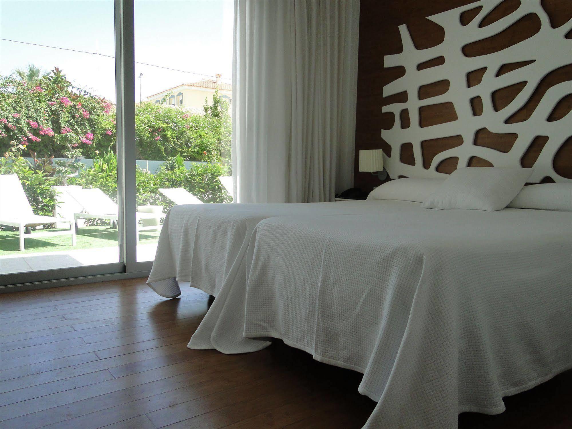 Apartamentos Villamor Dénia Exterior foto