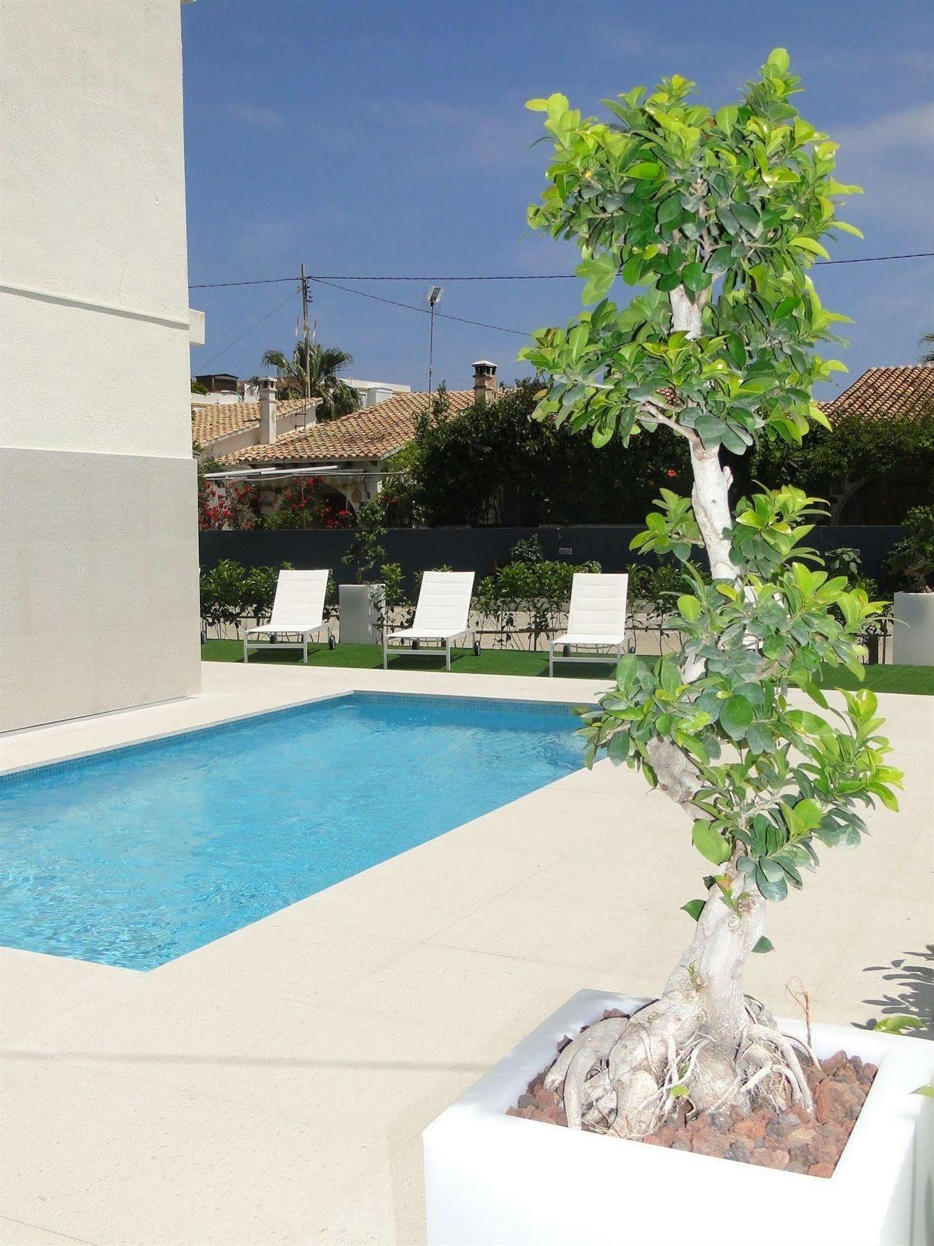 Apartamentos Villamor Dénia Exterior foto